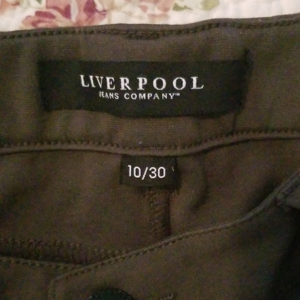 Pants - Picture 2 of 4